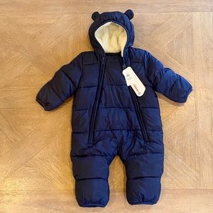 NWT Gap Cold Max Control Snow Suit, Navy- 0-6 months